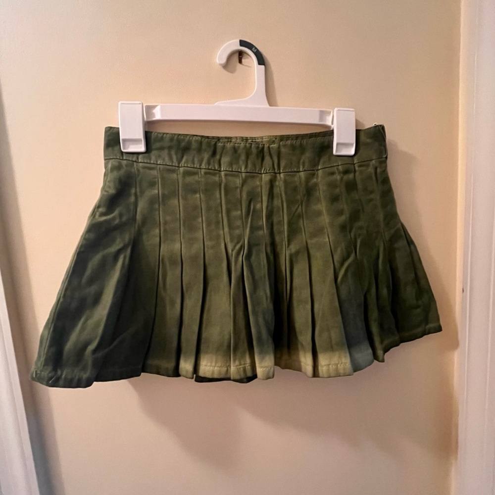 Green Skirt with built in shorts